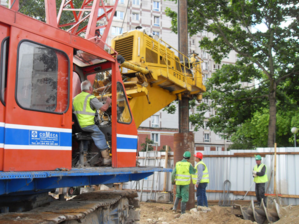 (92) - COLOMBES - Parois de soutènement Ligne de Tramway T2